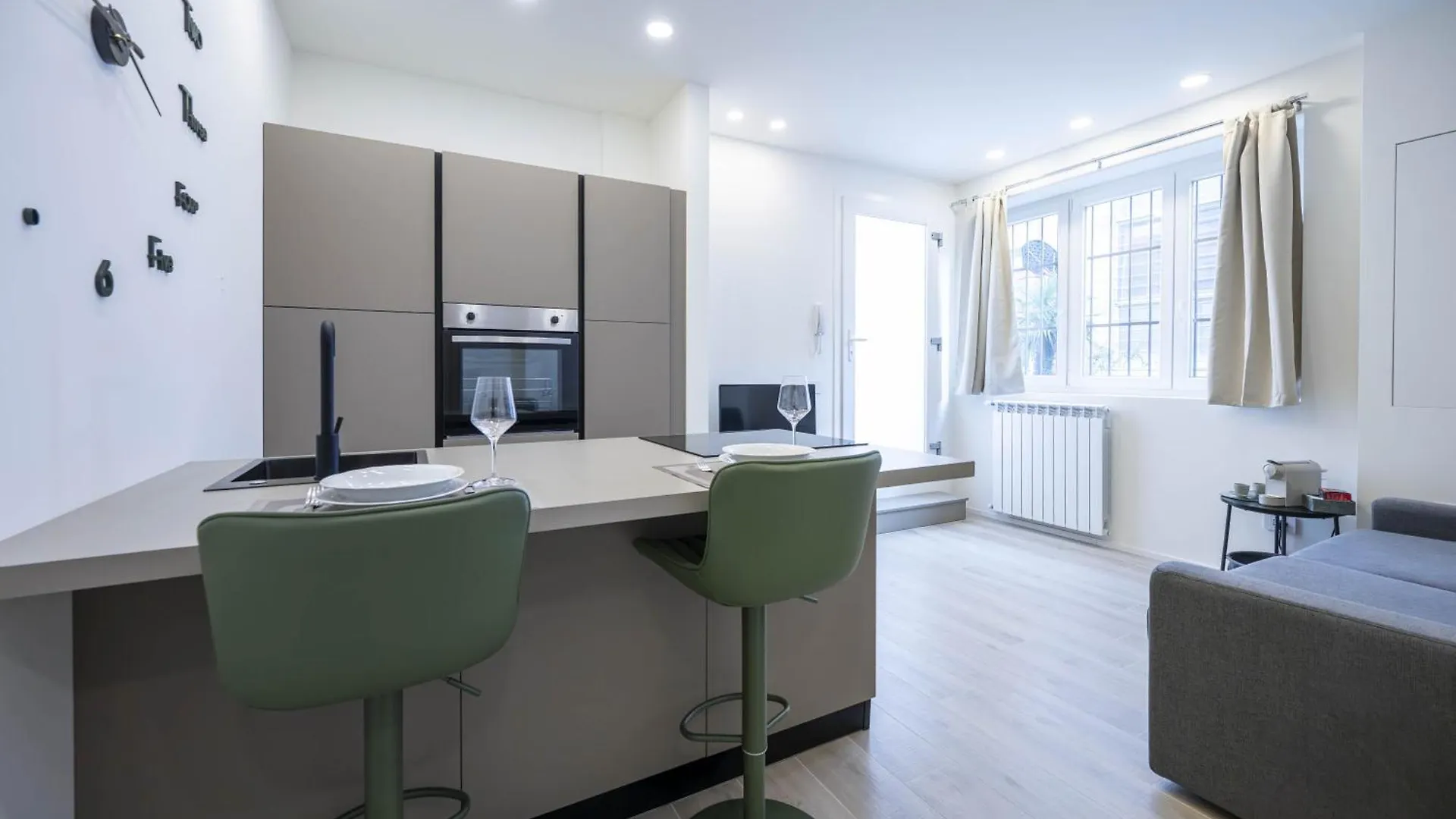 Apartment New Bilocale Porta Romana Milan Italy