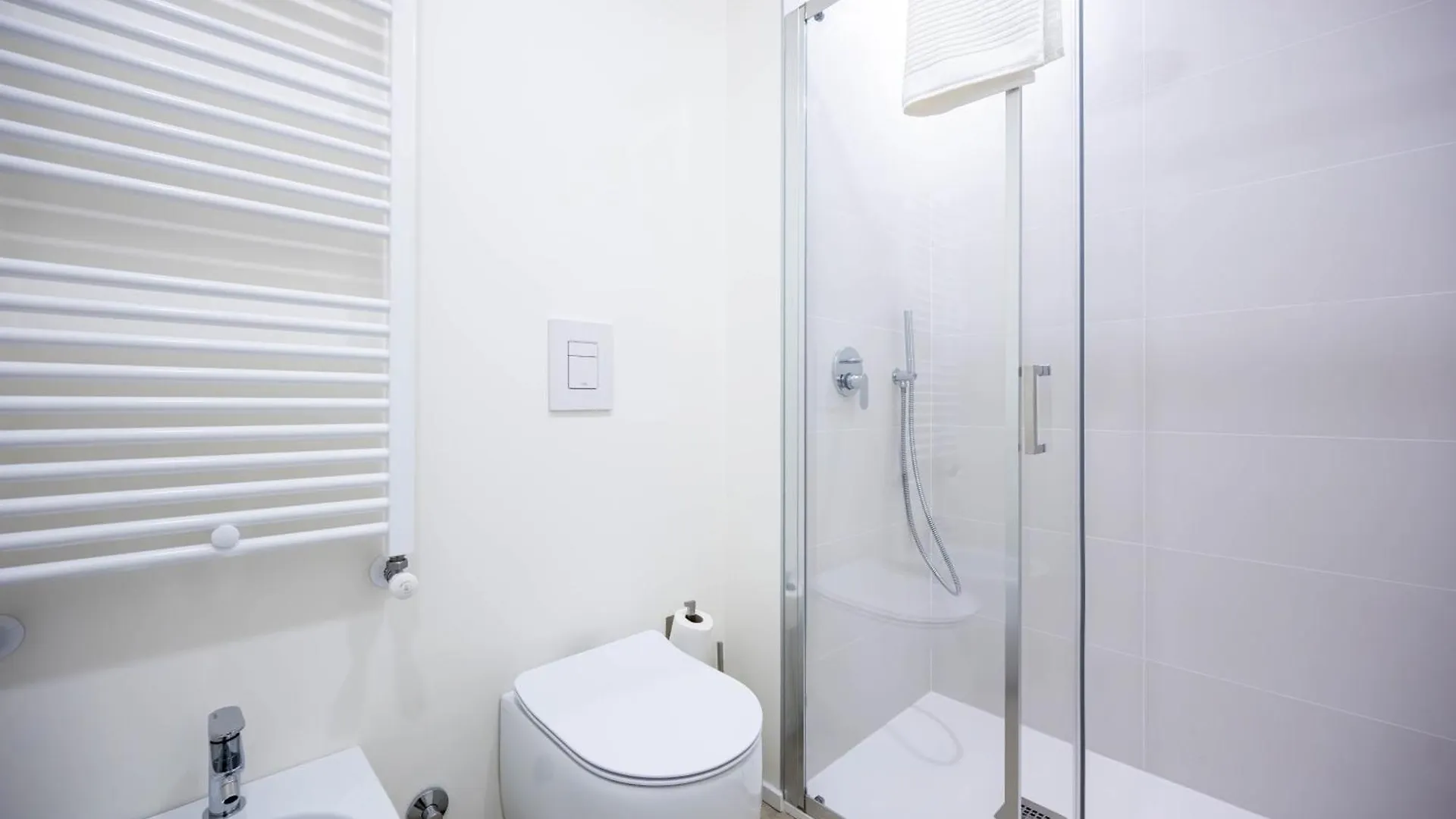 New Bilocale Porta Romana Milan Apartment