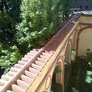 ℒovely & ℰlegant Next To Duomo/missori Apartment