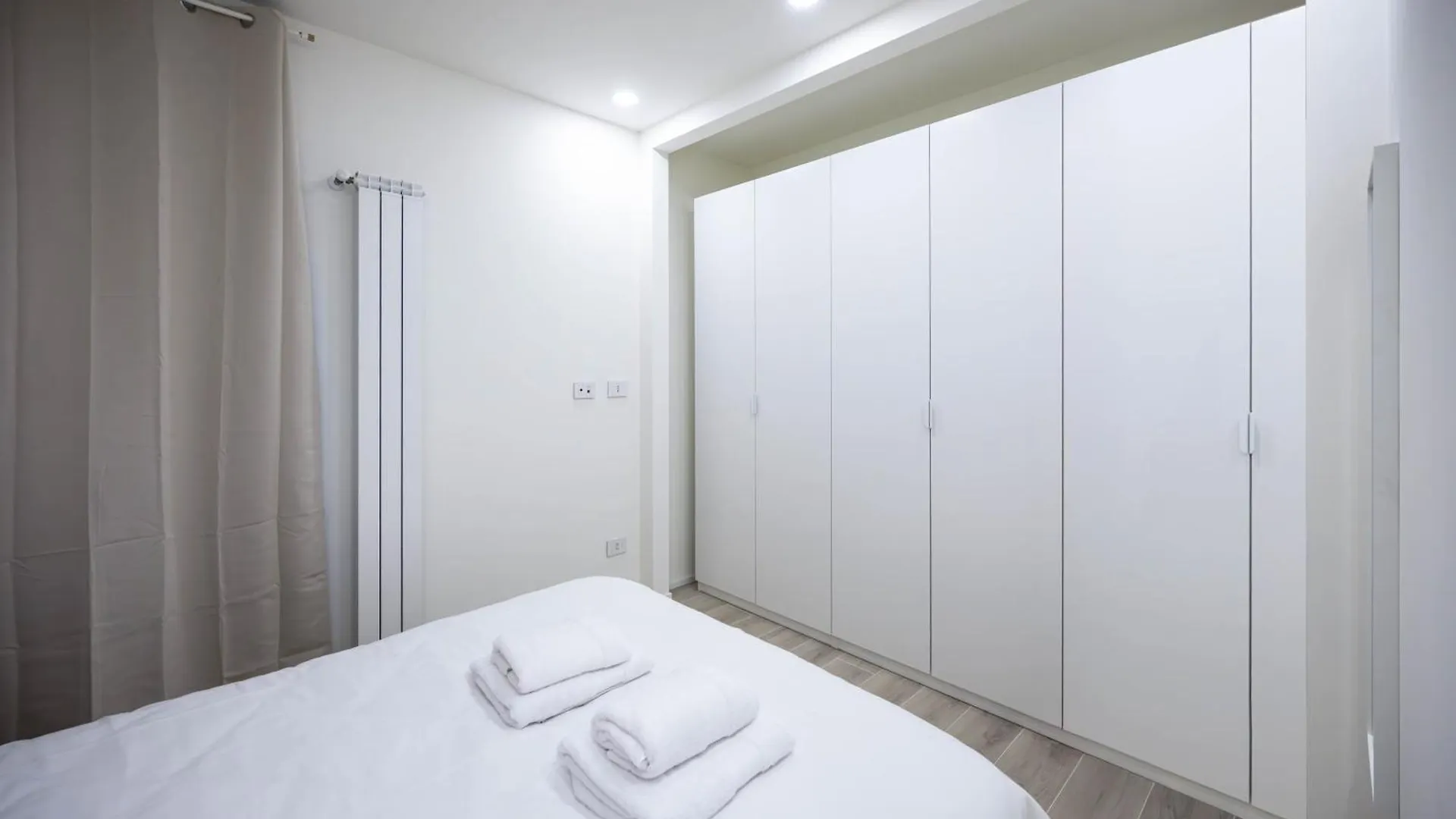 New Bilocale Porta Romana Milan 0*,